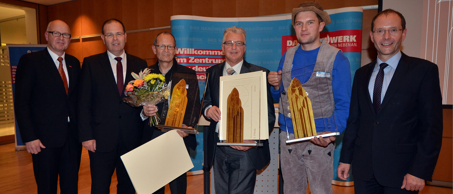 Bilder der Verleihung des zehnten Denkmalpflegepreises der Handwerkskammer 2012