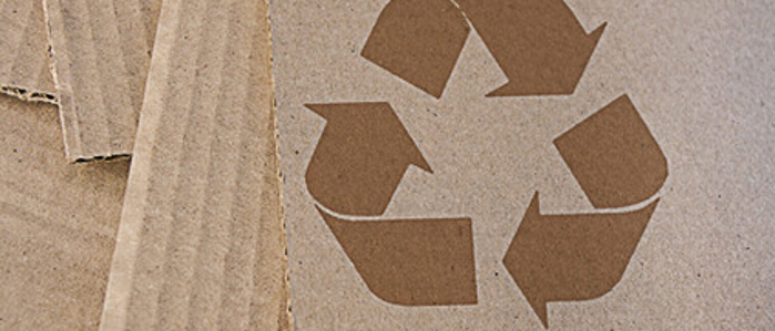 Umweltschutz und Recycling. Bild: fotolia.com - amadorgs
