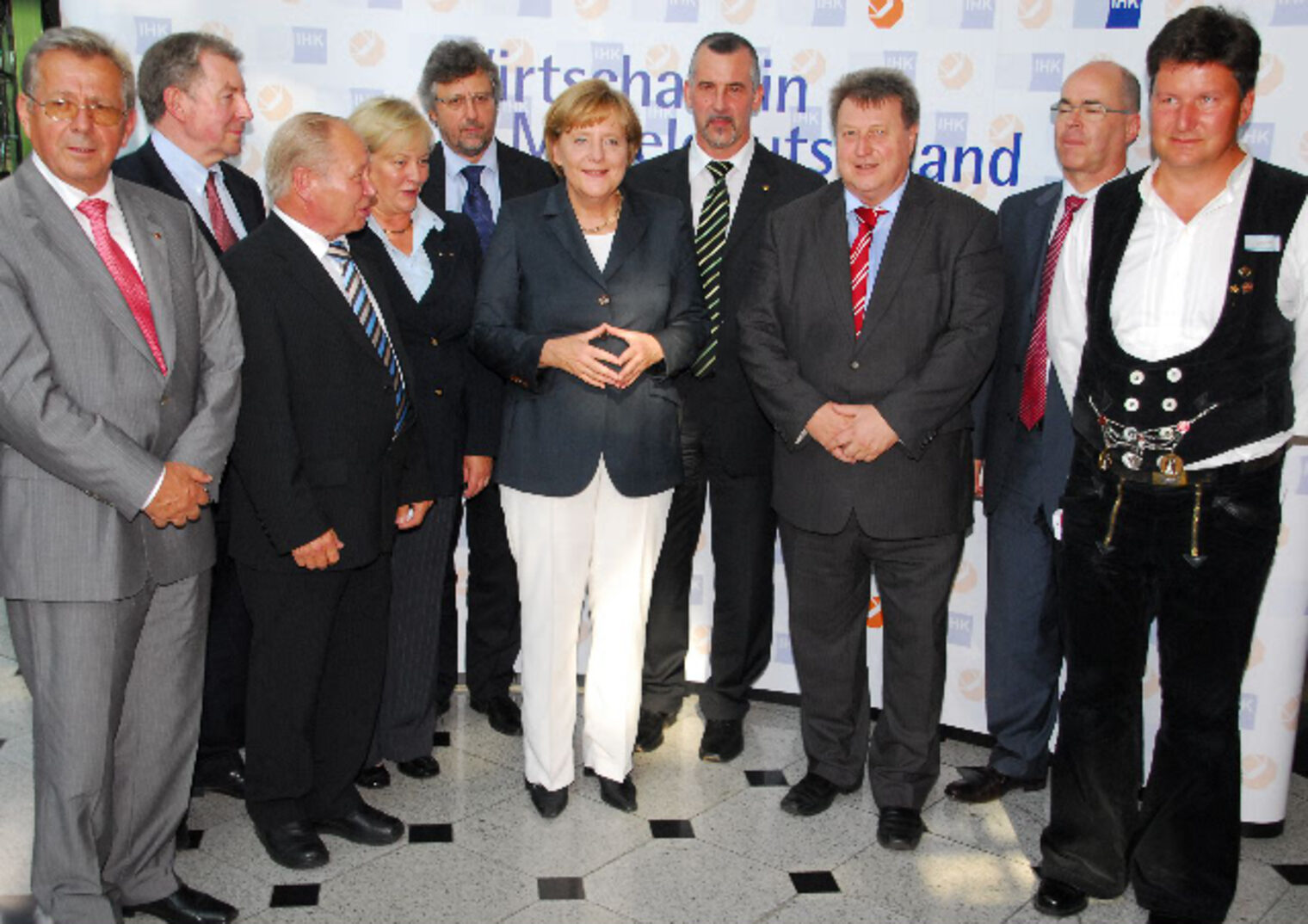 Mitteldeutsche Wirtschaft im Dialog mit der Bundeskanzlerin am 3. Juli 2009. Bild: IHK Halle-Dessau