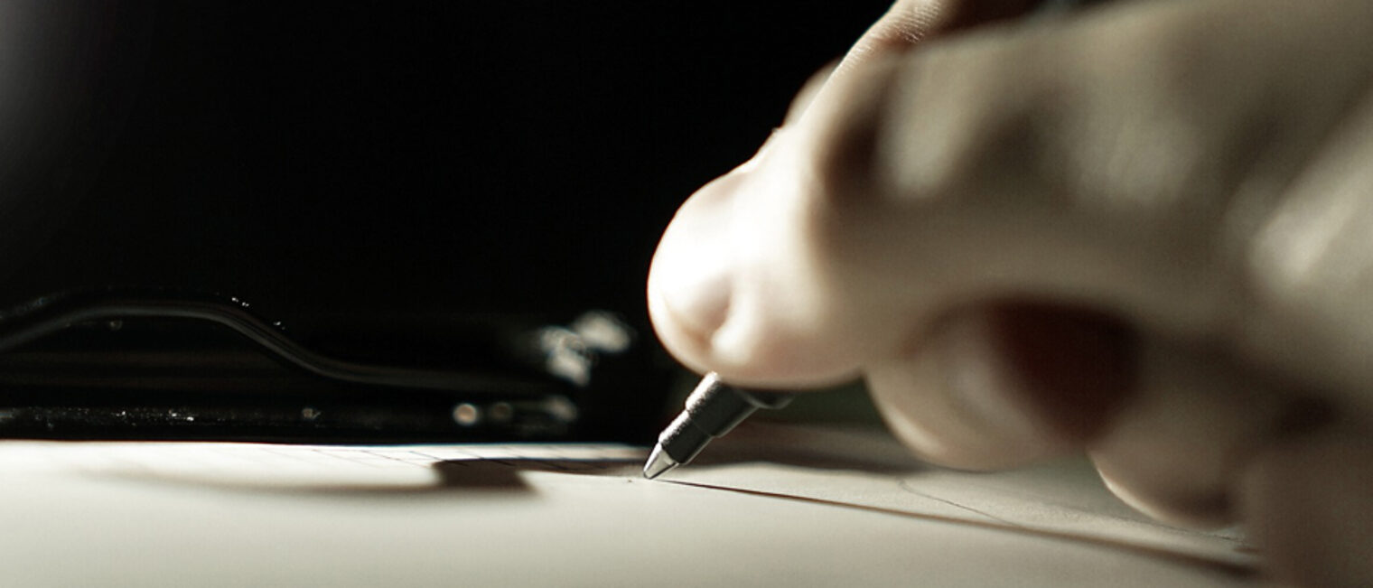 Stift, Unterschrift, Checkliste. Bild: fill / pixabay.com
