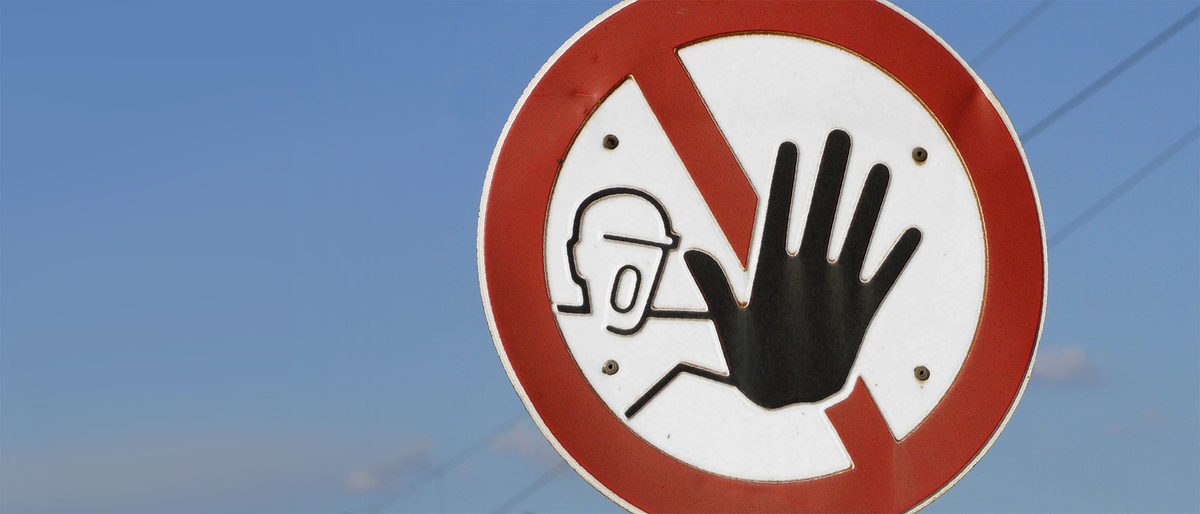 Stopp / Gefahr / Warnung. Bild: Erich Westendarp / pixabay.com
