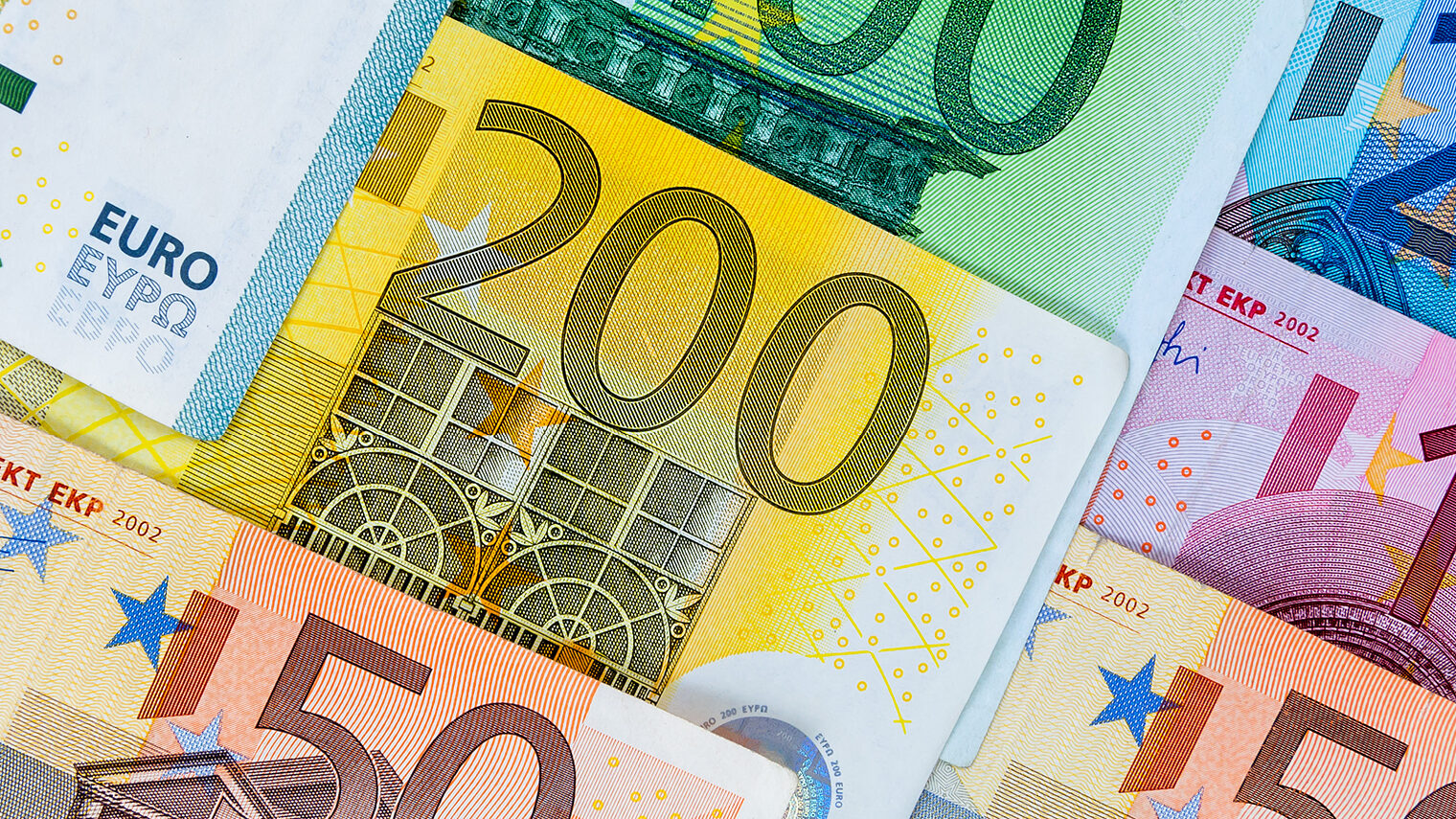 Geld, Euro, Geldscheine. Bild: mkos83 / stock.adobe.com
