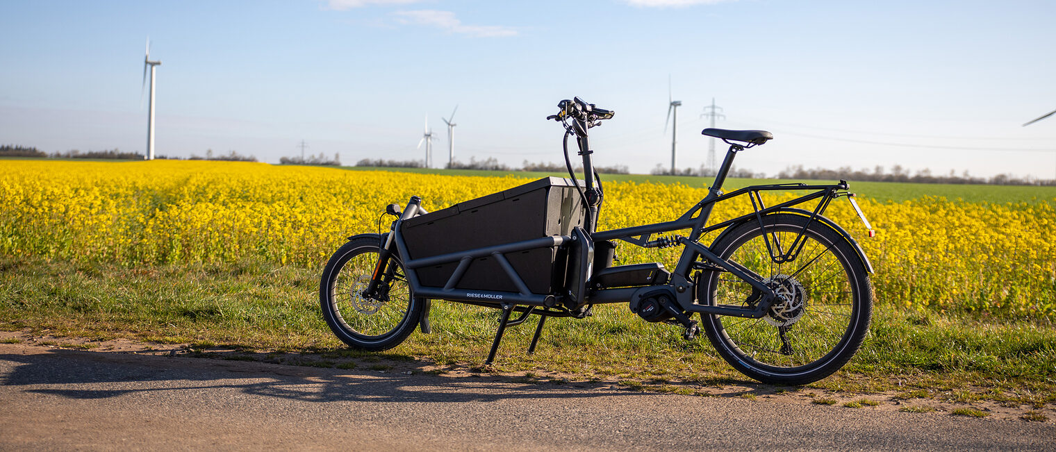 lastenrad, transportrad, cargobike, bicycle, bike, radeln, natur, himmel, gras, sport, alt, rad fahren, blau, green, sommer, beach, rad, anreisen, feld, road, berg, landschaft, blume, ausserhalb, jahrgang, beförderung, wiese, reiten, pedelecs, pedelec, e-bike, lastenfahrrad