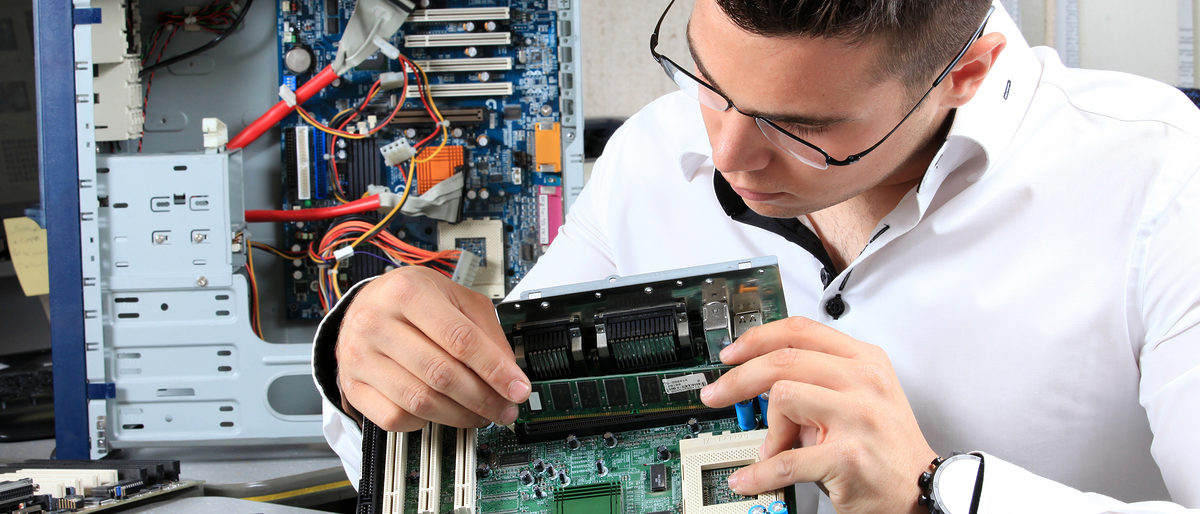 informaticien, technicien, technologie, monteur, nouvelle, puce, processeur, entreprise, expert, communication, carte, mere, composant, electronique, high tech, informatique, internet, micro, programmer, modem, monde, net, numerique, ordinateur, pc, planete, reseau, programmation, science, rindustrie, eseaux, serveur, web, www, circuit, réparer, réparation, entretien, connectique, semi-conducteur, électricité