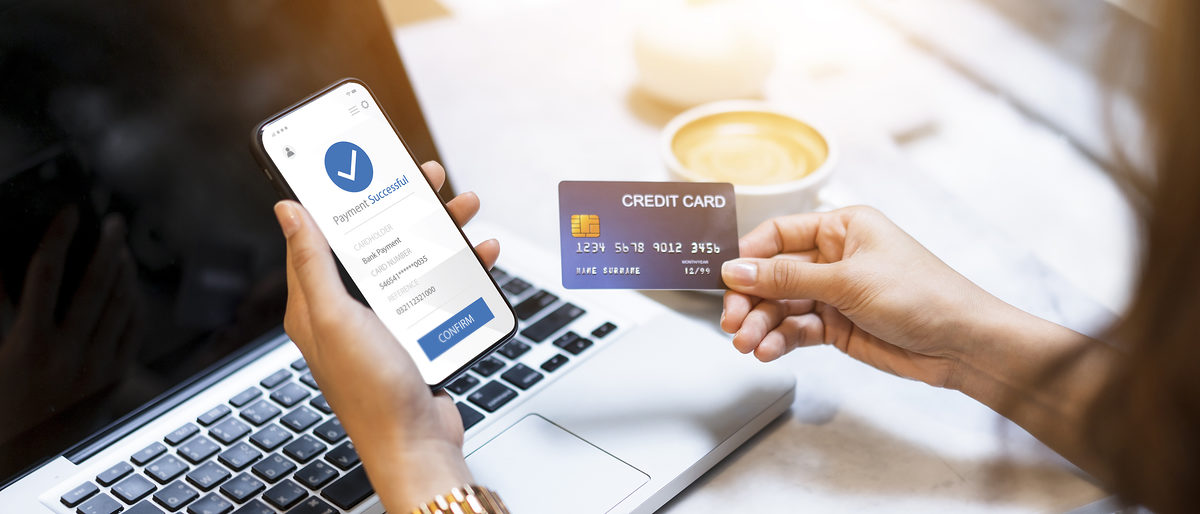Online-Bezahlung, Payment, Smartphone, Creditkarte. Bild: Have a nice day / stock.adobe.com
