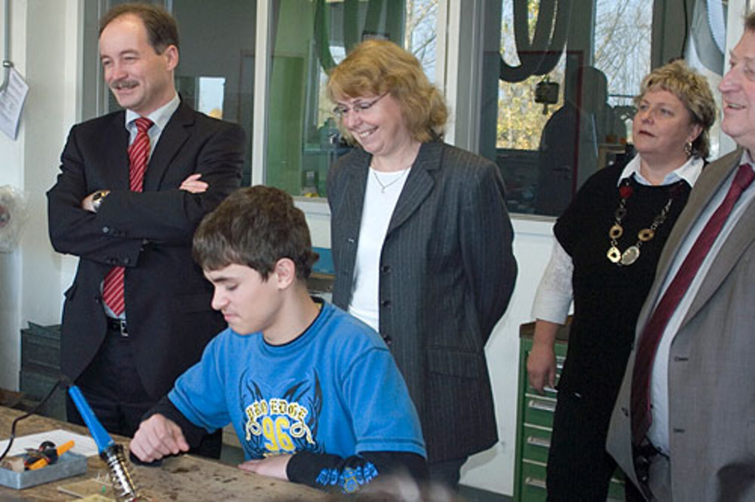Besuch des sächsischen Staatsministers für Wirtschaft, Arbeit und Verkehr, Sven Morlok, im Bildungs- und Technologiezentrum der Handwerkskammer zu Leipzig.