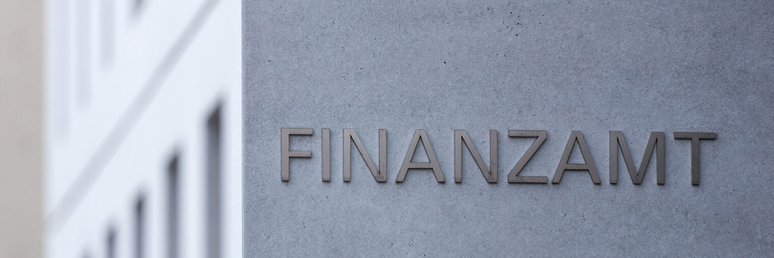 Finanzamt. Bild: Tobias Arhelger / stock.adobe.com