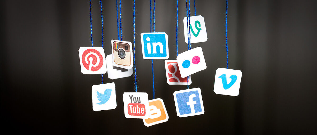 Social Media, Soziale Medien, Facebook, Instagram, YouTube, Pinterest, Vimeo. Bild: REDPIXEL / stock.adobe.com