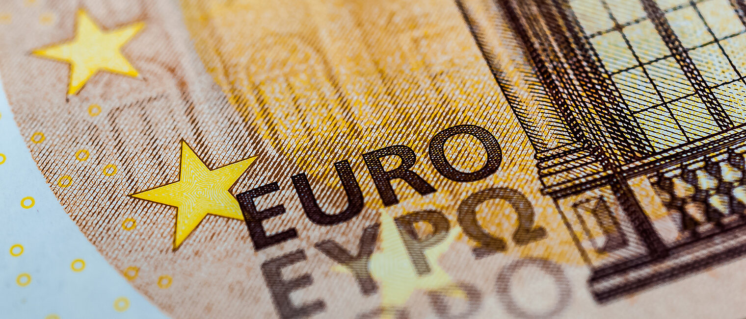 Euro-Note / Makroaufnahme eines Geldscheins. Bild: Stockfotos-MG / stock.adobe.com