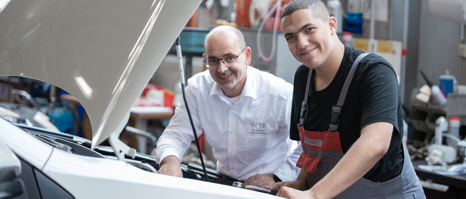  BOF-Projekt: Mohammad Kher Safy, Ausbildung zum Kfz-Mechatroniker. Bild: lookbook.photo