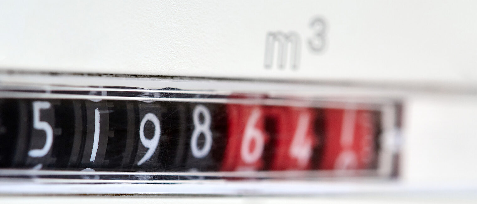 Detail eines Gaszählers. Bild: stock.adobe.com / marketlan
