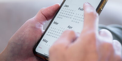 Kalender-App auf dem Smartphone. Bild: stock.adobe.com / cherdchai