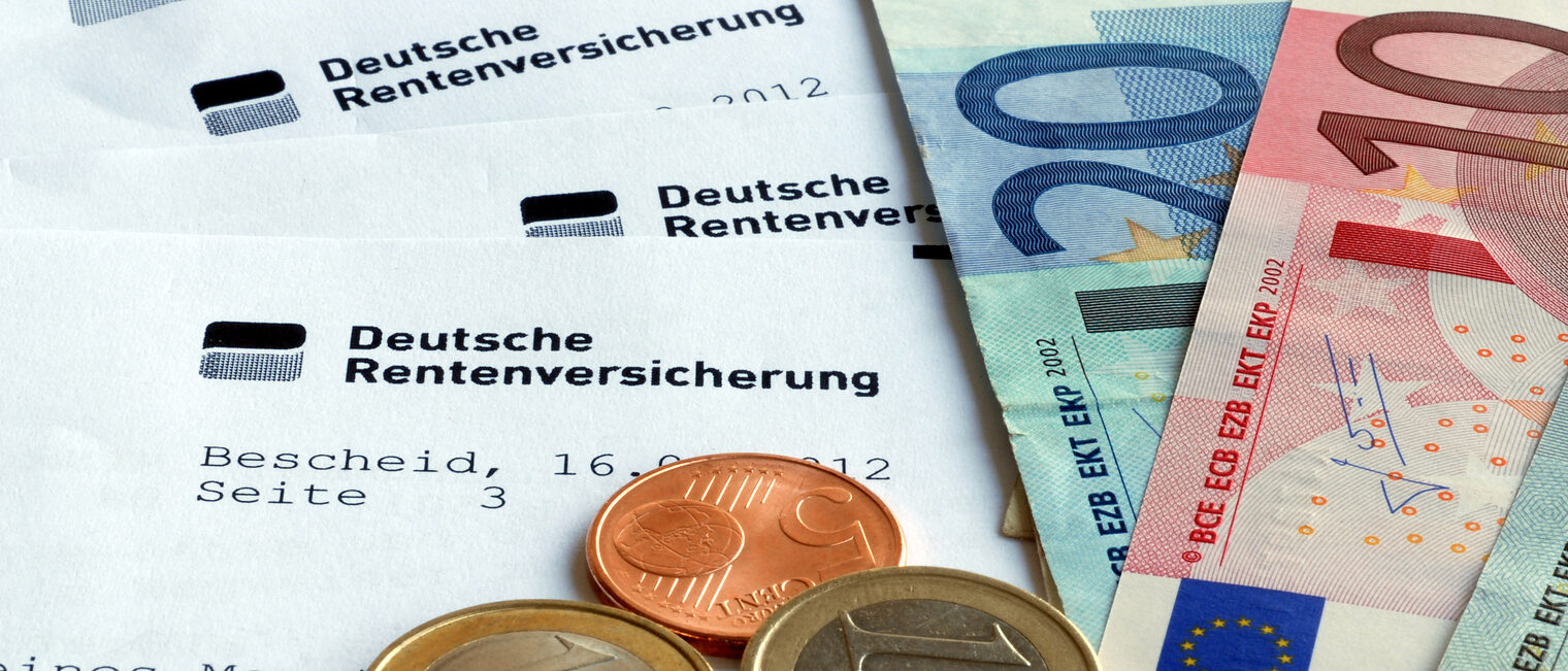 Rentner, Rente, Rentenversicherung, Ruhegeld, Rentenbescheid. Bild: nmann77 / stock.adobe.com