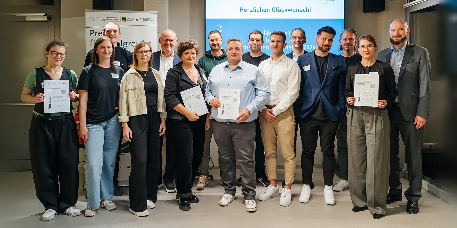 Gruppenbild der für den Sächsischen Meilenstein 2026 Nominierten aus der Region Leipzig und Nordsachsen. 