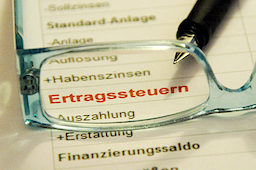 Ertragssteuer. Bild: pixelio.de - Rainer Aschenbrenner