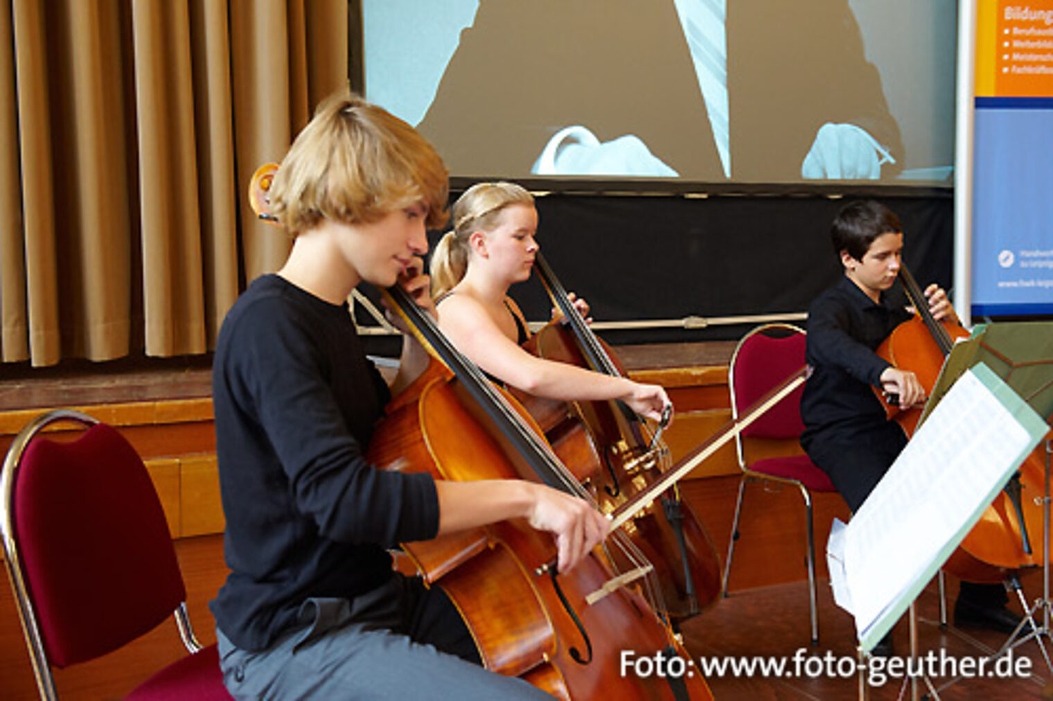 Impressionen der Festveranstaltung anlässlich der Verleihung der goldenen Meisterbriefe 2011. Bild: 4