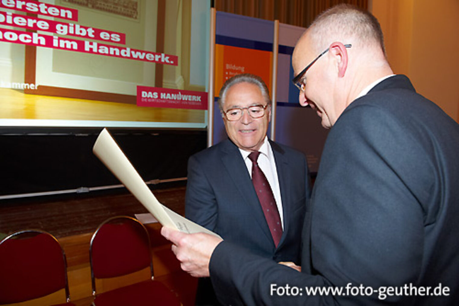 Impressionen der Festveranstaltung anlässlich der Verleihung der goldenen Meisterbriefe 2011. Bild: 44