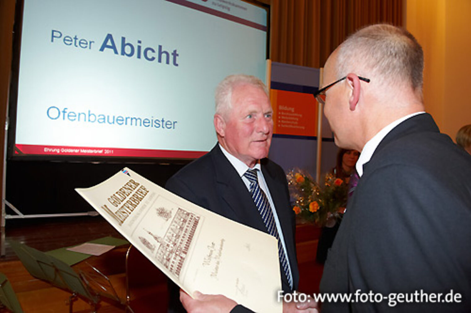 Impressionen der Festveranstaltung anlässlich der Verleihung der goldenen Meisterbriefe 2011. Bild: 48