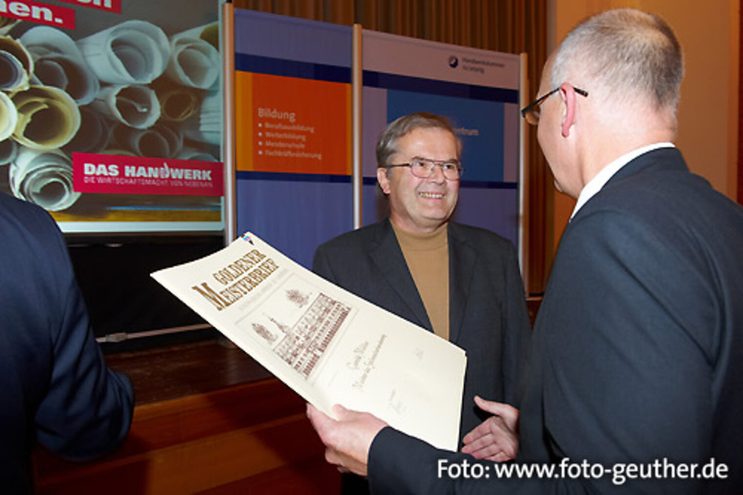 Impressionen der Festveranstaltung anlässlich der Verleihung der goldenen Meisterbriefe 2011. Bild: 58