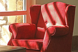 Behaglicher Sessel. Bild: pixelio.de - Rainer Sturm