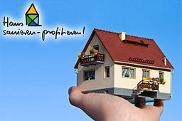 Haus sanieren - profitieren! Bild: pixelio.de - Thorben Wengert (bearbeitet)