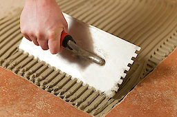 Fliesen-, Platten- und Mosaiklegerhandwerk. Bild: fotolia.com - Kzenon