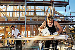 Zimmermann. Bild: fotolia.com - Ingo Bartussek