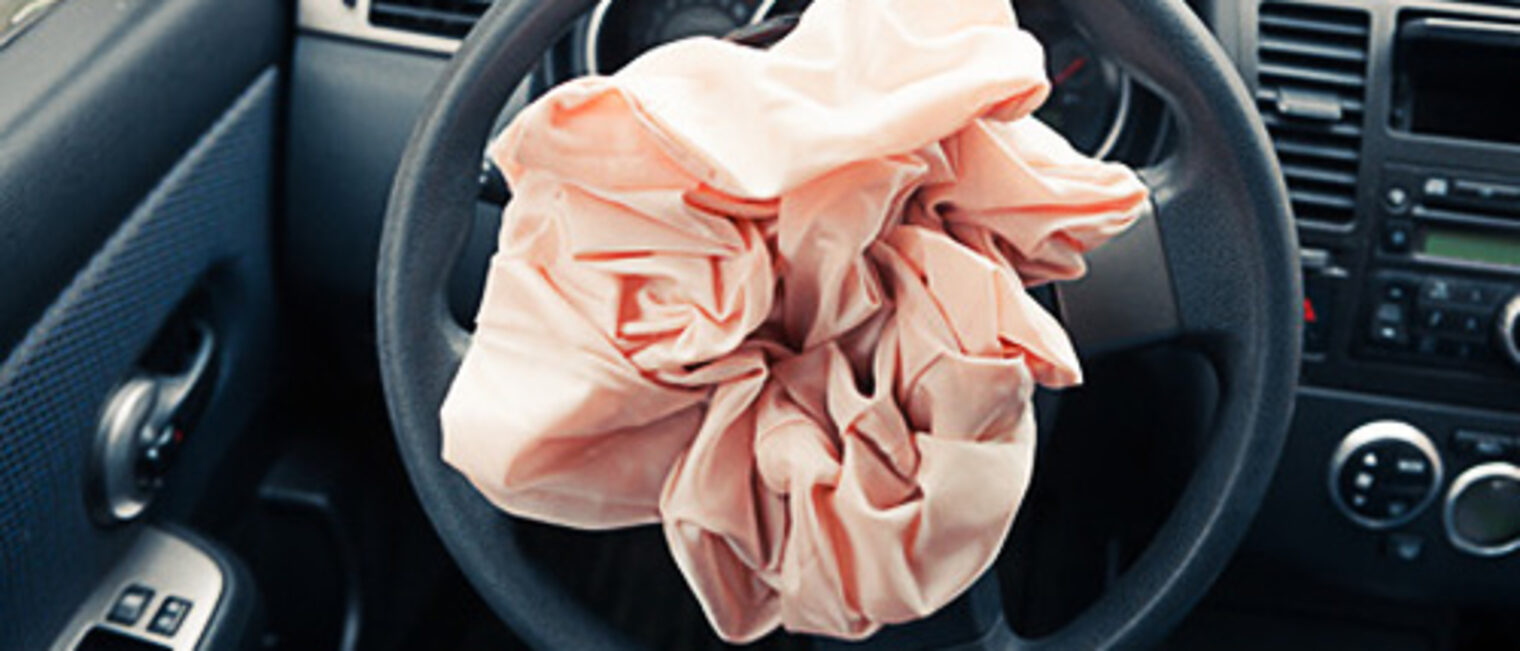 Airbag. Bild: fotolia.com - nikkytok