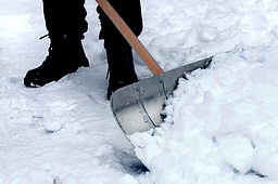 Winter, Schneeräumen, Schneeschieber, Schneeschippe, Schnee, Eis, Frost