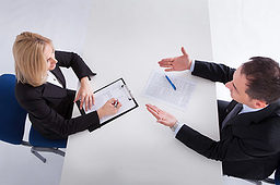 Personalgespräch. Bild: fotolia.com - apops