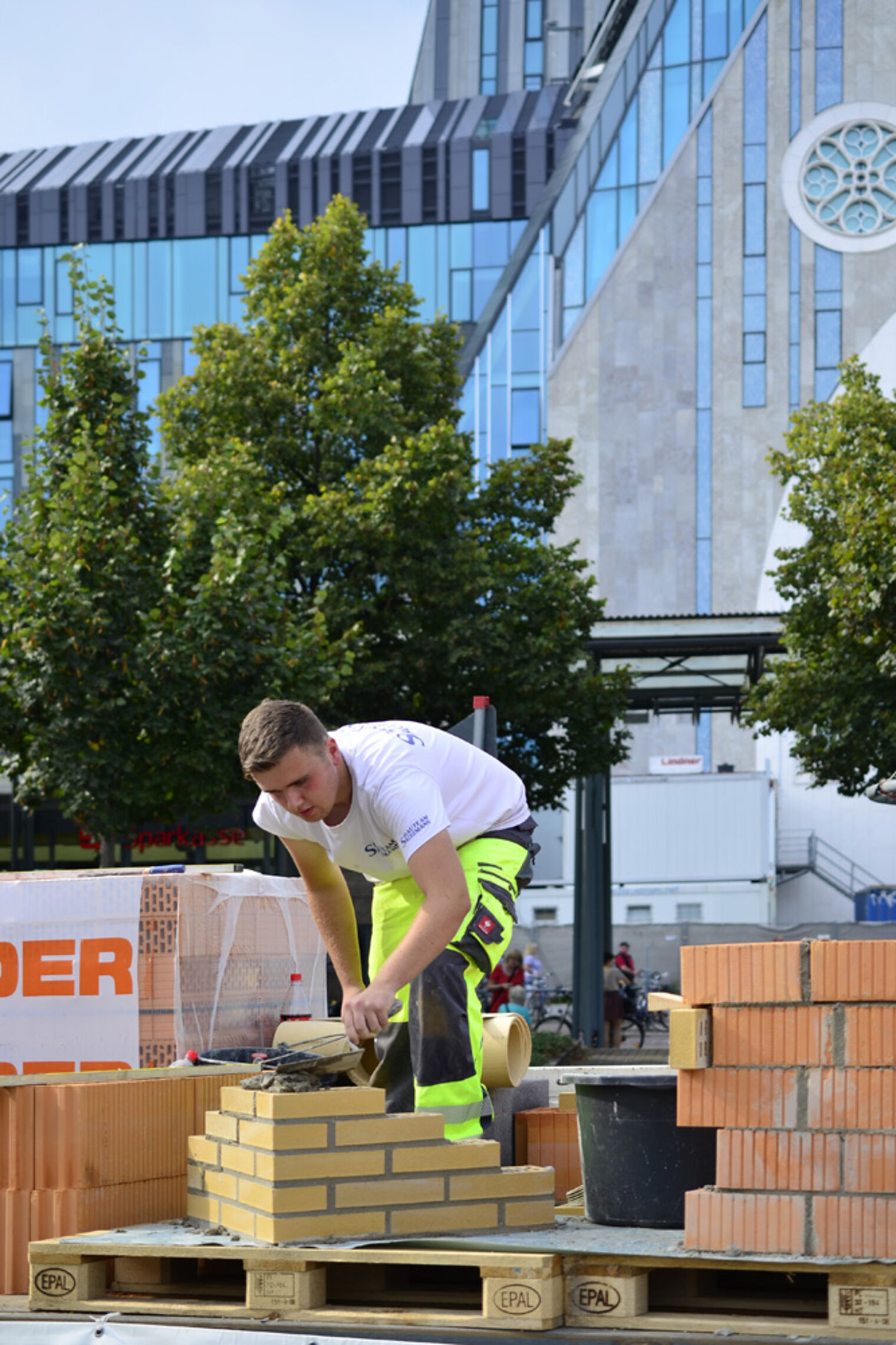 "Tag des Handwerks" 2014 auf dem Leipziger Augustusplatz 8