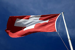 Schweizer Flagge. Bild: aboutpixel.de - Jan Christian Schneider