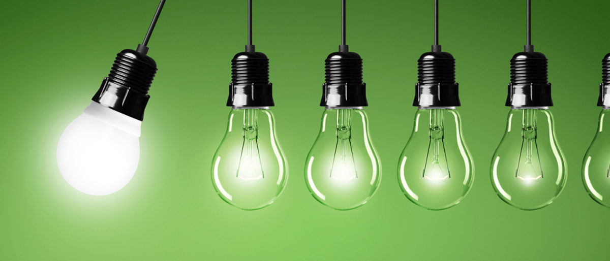 lampe, sparlampe, glhbirne, licht, energiesparlampe, strom, energie, hintergrund, ideen, lsung, fassung, hell, balance, energiewende, energien, erneuerbare, glhen, leuchten, schein, symbol, kabel, regenerativ, nachhaltig, nachhaltigkeit, erfindung, beleuchtung, elektrizitt, glas, bewegung, schwingung, konzept, kologie, kologisch, elektrik, elektrisch