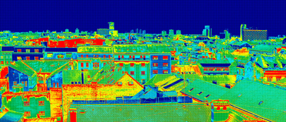 Infrared thermovision image panorama of Zagreb, showing difference temperature Schlagwort(e): thermal, camera, building, thermogram, loss, scan, household, display, test, recording, thermal imaging, thermal image, heat, radiation, temperature, analysis, ir, technology, energy, consumption, property, ecology, thermometer, emission, warmth, image, structure, measure, comparison, efficiency, detection, heat loss, architecture, investigation, thermography, house, thermovision, infrared, insulation, exterior, city, zagreb, building, facade