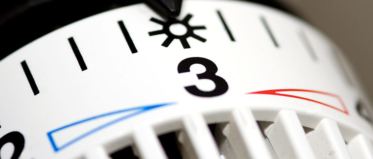 Heizungzthermostat auf Sonne. Bild: sasel77 / fotolia.com