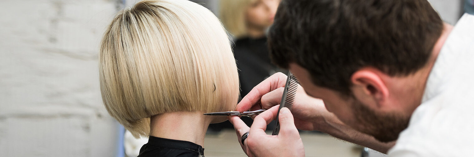 Friseurmeister. Bild: romankosolapov / fotolia.com