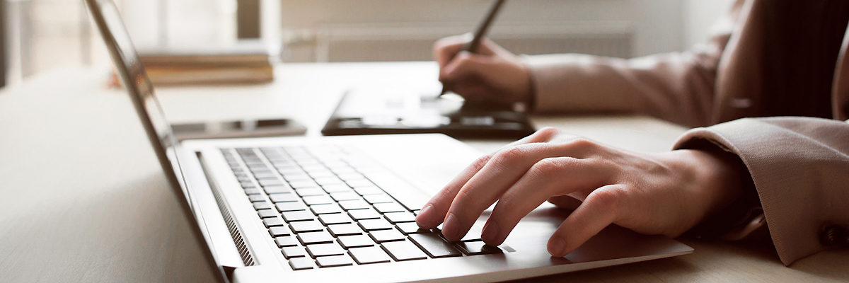 Web designer working on project, photo processing. Close-up of female hands, working on laptop and graphic tablet in modern office Schlagwort(e): designer, project, business, web, internet, working, computer, design, photo, occupation, close-up, work, office, planning, tablet, processing, graphic, keyboard, creative, creativity, workspace, website, documents, technology, workplace, job, laptop, hands, startup, screen, network, files, desktop, digital, display, editing, electronic, gadget, journalist, pen, photographer, photographic, photographing, professional, smart, tool, touch