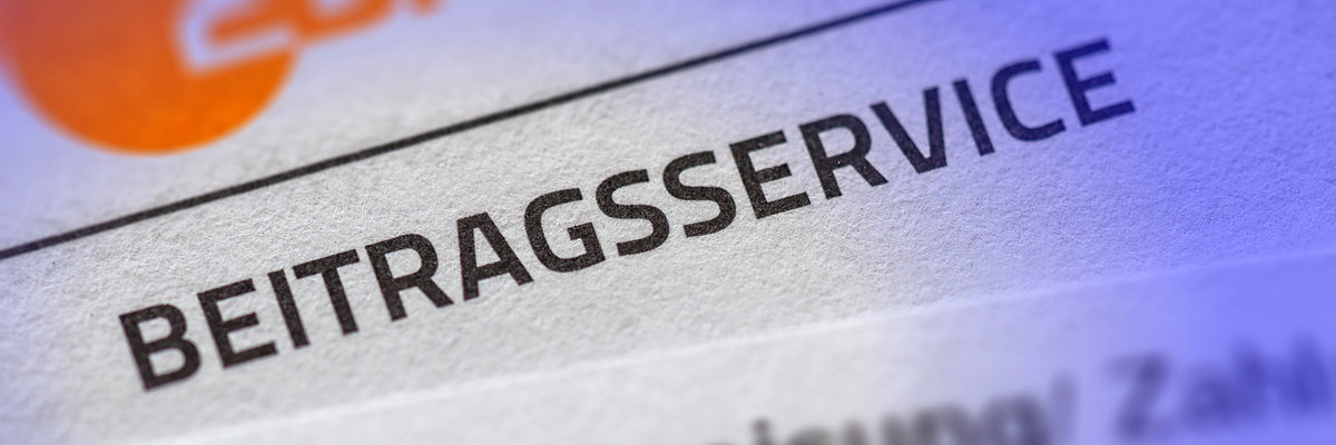 Rundfunkbeitragsservice Formular Schlagwort(e): GEZ, Beitragsservice, Formular, Rundfunk, Gebühr, ARD, ZDF, Fernsehn, Radio, Gebühr, Zahlung, deutschlandradio, Gerät, TV, Rundfunkbeitrag, Rundfunkgebühren, Zuschauer, haushaltsabgabe, rundfunkstaatsvertrag, fernseher