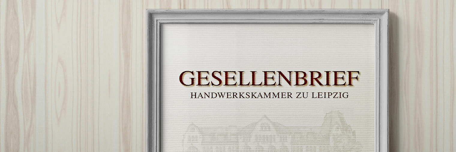 Gesellenbrief im Rahmen. Bild: Freepik.com / Rawpixel Ltd. / Handwerkskammer