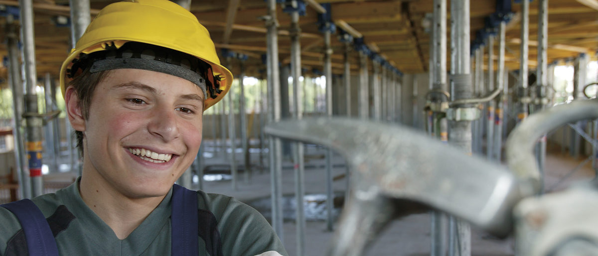 Lehrling, Ausbildung, Bau, Ausbau. Bild: www.amh-online.de