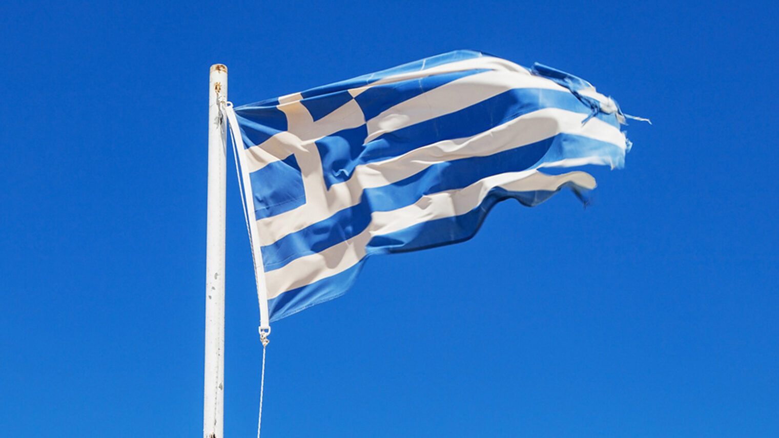Greece and European Union flags on the sky. Schlagwort(e): sun, aegean, vacation, outdoors, water, beautiful, island, holiday, greece, flag, sky, blue, greek, europe, white, wind, national, tourism, travel, day, culture, banner, symbol, sea, european, mediterranean, athens, country, landscape, background, waving, cross, crisis, state, hellas, stripes, architecture, summer, sun, aegean, vacation, outdoors, water, beautiful, island, holiday, greece, flag, sky, blue, greek, europe, white, wind, national, tourism, travel, day, culture, banner, symbol, sea, european, mediterranean, athens, country, landscape, background, waving, cross, crisis, state, hellas, stripes, architecture, summer