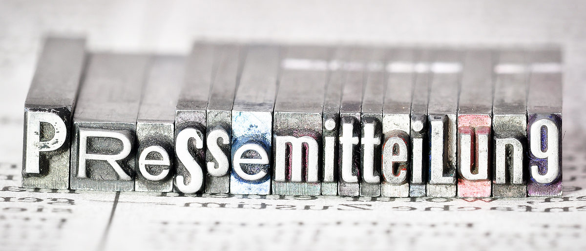 pressemitteilung, mitteilung, news, bekanntmachung, aktuelles, business, medien, nachricht, nachrichten, presse, pressearbeit, pressemeldung, öffentlichkeitsarbeit, büro, email, kommunikation, kommunizieren, mail, marketing, schild, schrift, text, unternehmen, werbung, wort, öffentlichkeit, aktuell, artikel, bericht, impressum, journalismus, journalist, lesen, magazin, meldung, neu, neuigkeiten, online, report, schreiben, stempel, wochenblatt, zeitschrift, zeitung, information, tageszeitung, beitrag, jounalist, tafel, bleibuchstaben