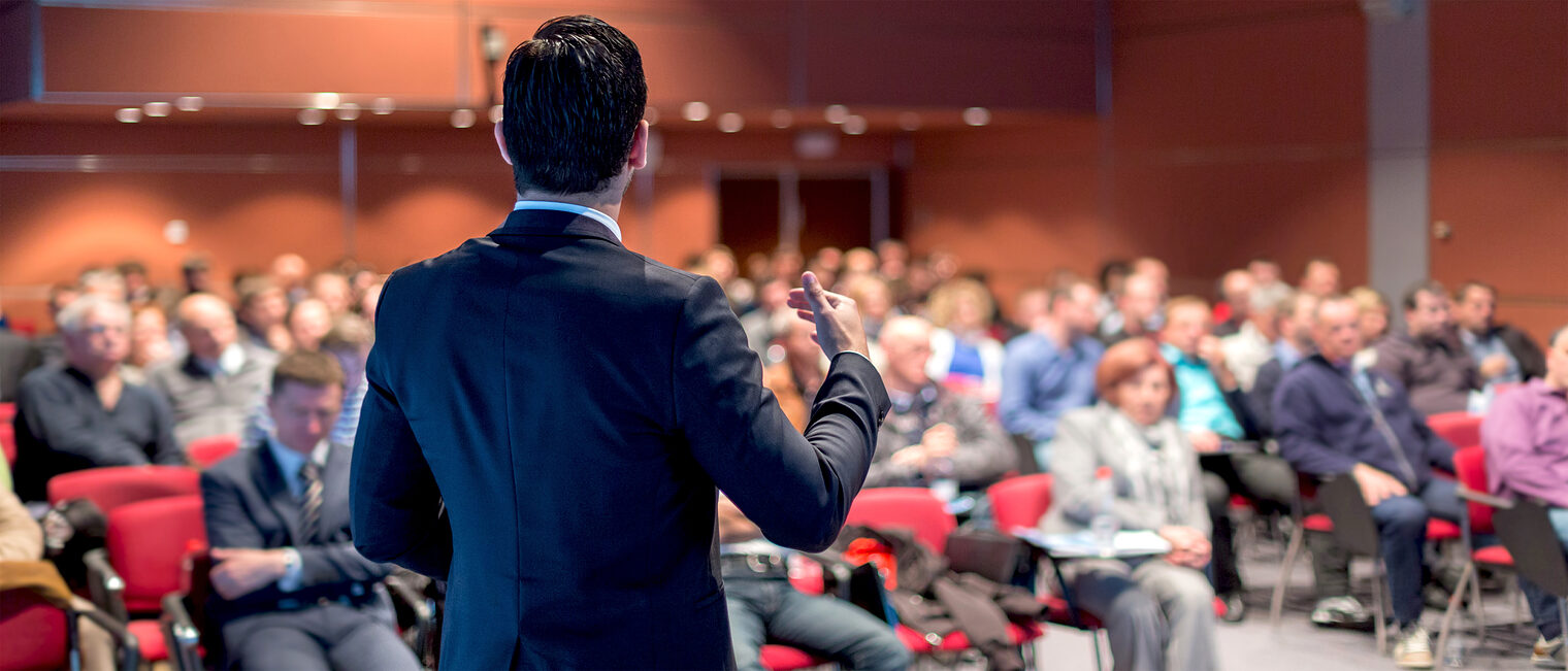 Forum / Vortrag / Messe (Symbolbild). Bild: Matej Kastelic / stock.adobe.com