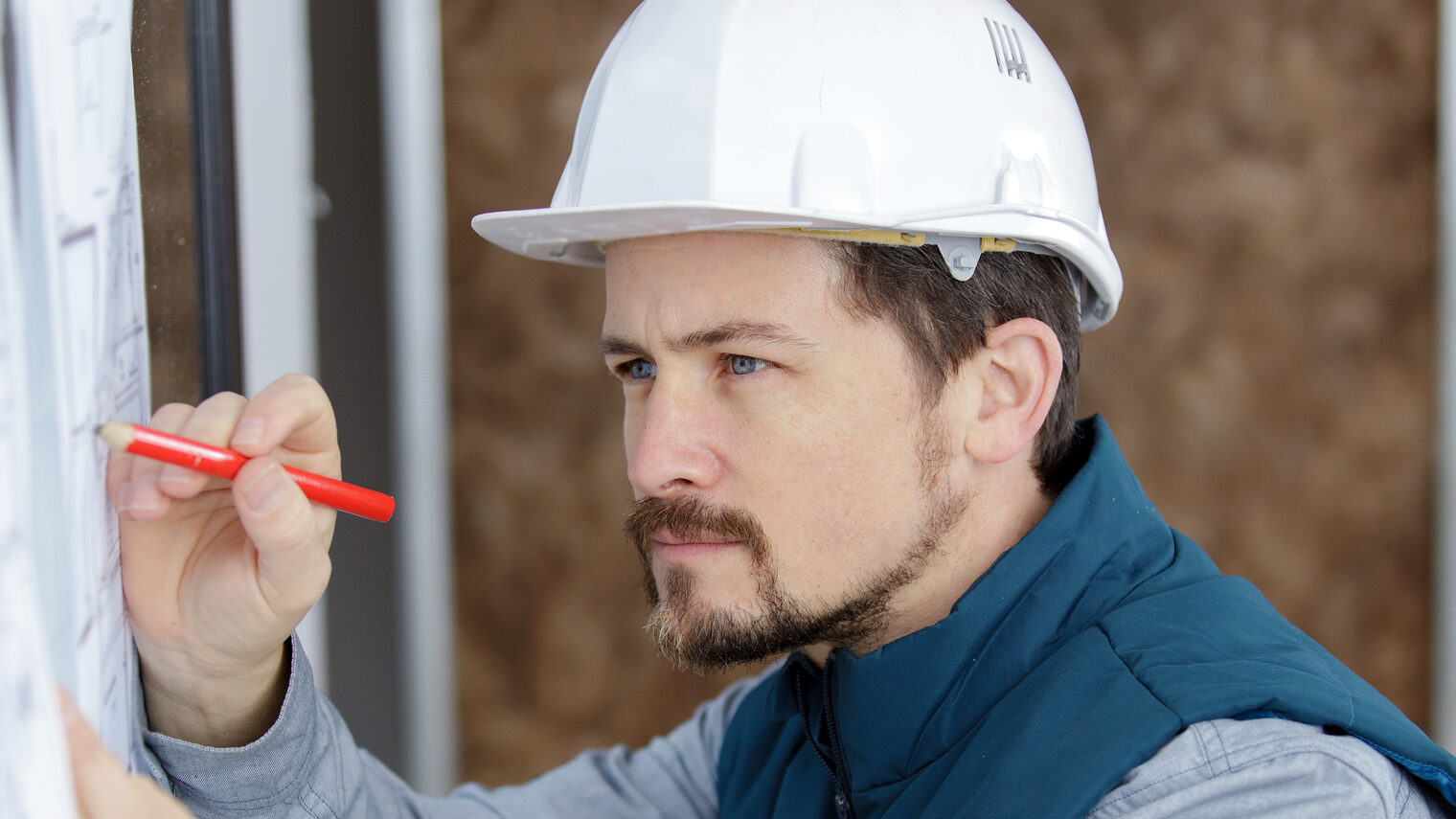 white safely helmet male engineer with blue print Schlagwort(e): man, wall, blue, print, industry, hope, builder, work, workplace, job, design, business, asia, drawing, begin, engineer, people, structure, development, concept, windows, paper, owner, safety, architect, civil, contractor, engineering, technology, blueprint, plan, industrial, construction, architecture, curtain-wall, professional, male, aluminum, site, metal, man, wall, blue, print, industry, hope, builder, work, workplace, job, design, business, asia, drawing, begin, engineer, people, structure, development, concept, windows, paper, owner, safety, architect, civil, contractor, engineering, technology, blueprint, plan, industrial, construction, architecture, curtain-wall, professional, male, aluminum, site, metal